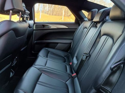 Used 2017 Lincoln MKZ Premiere image 29