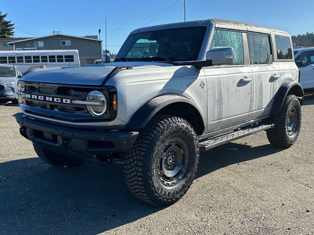 New 2024 Ford Bronco Outer Banks AWD/4WD image 3