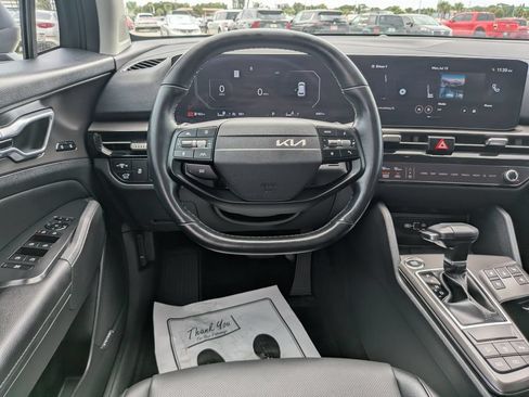 Certified 2026 Kia Sportage SX FWD image 15