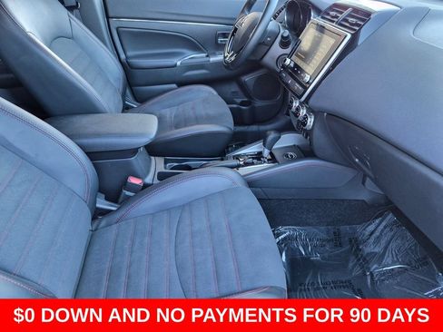 Used 2025 Mitsubishi Outlander Sport SE AWD/4WD image 30