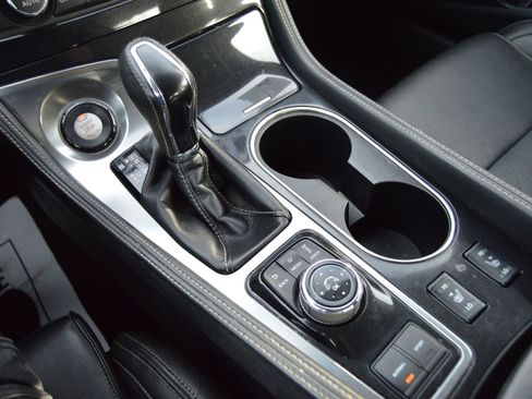 Used 2018 Nissan Maxima 3.5 SV image 16