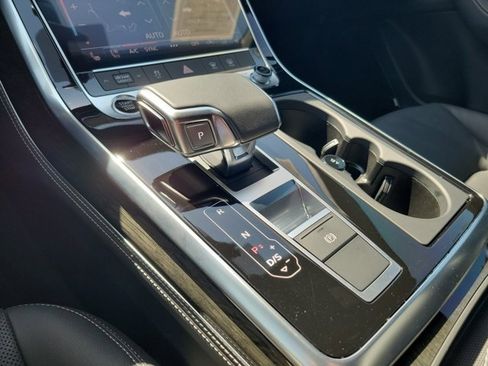 Used 2025 Audi Q7 3.0T Premium Plus w/ Premium Plus Package image 29