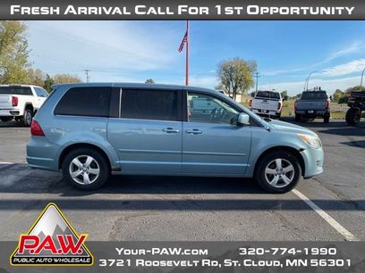 Used 2010 Volkswagen Routan SE