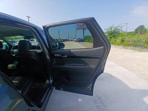 Used 2022 Hyundai Palisade Limited FWD image 20