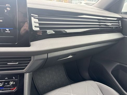 New 2026 Volkswagen Jetta Sport FWD image 10