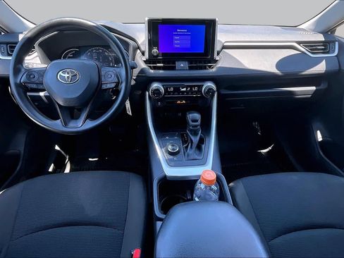 Used 2023 Toyota RAV4 LE AWD/4WD image 14