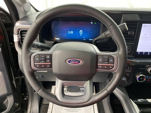 Used 2025 Ford F250 Lariat w/ Lariat Ultimate Package AWD/4WD image 14