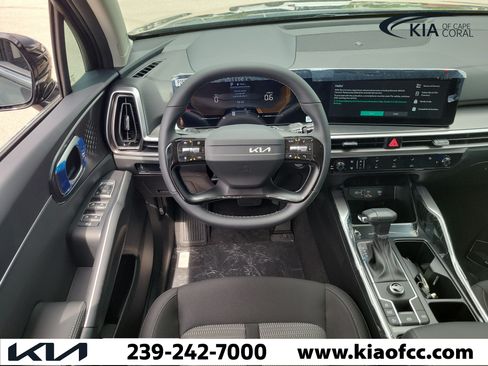 New 2026 Kia Sorento LX FWD image 15