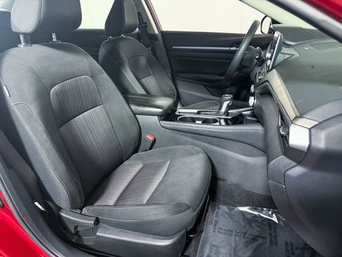 Certified 2023 Nissan Altima 2.5 SV image 15