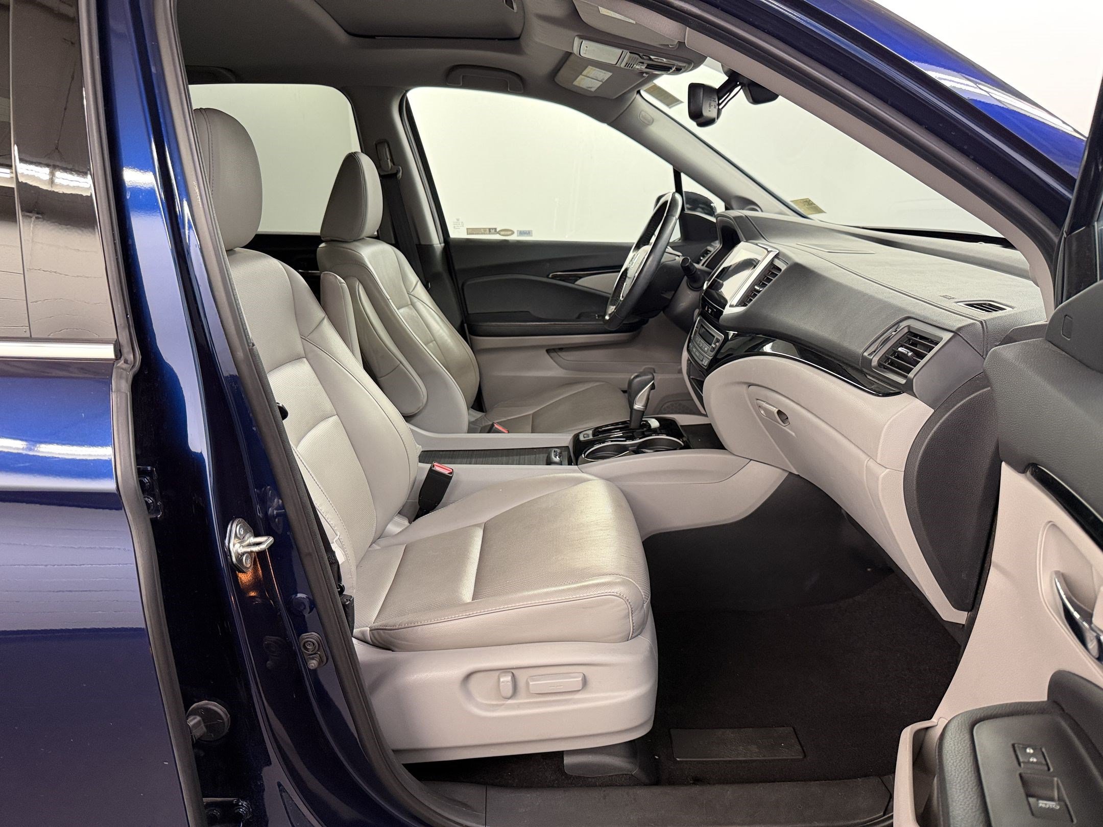Used 2019 Honda Ridgeline RTL-E image 26