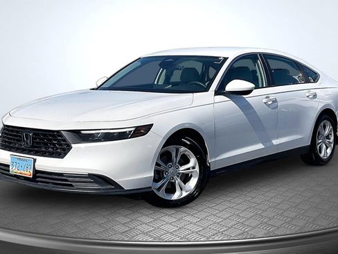 Used 2024 Honda Accord LX image 12