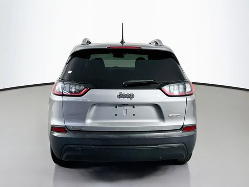 Used 2019 Jeep Cherokee Latitude w/ Popular Appearance Group FWD image 6