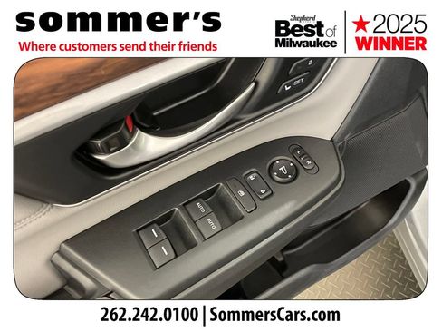 Used 2020 Honda CR-V Touring image 11
