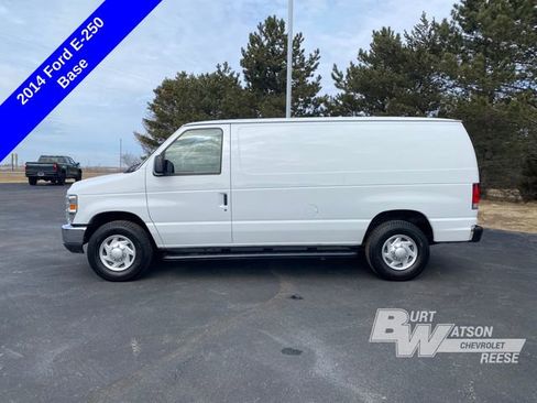 Used 2014 Ford E-250 and Econoline 250 w/ Power Group image 3