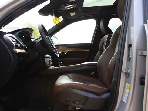 Certified 2023 Volvo XC90 B6 Plus w/ Protection Package Premier AWD/4WD image 23