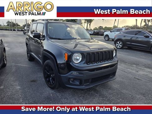 Used 2017 Jeep Renegade Altitude FWD image 1