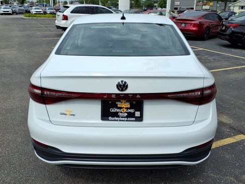Used 2025 Volkswagen Jetta S FWD image 10