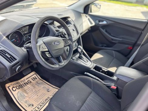 Used 2017 Ford Focus SE image 13
