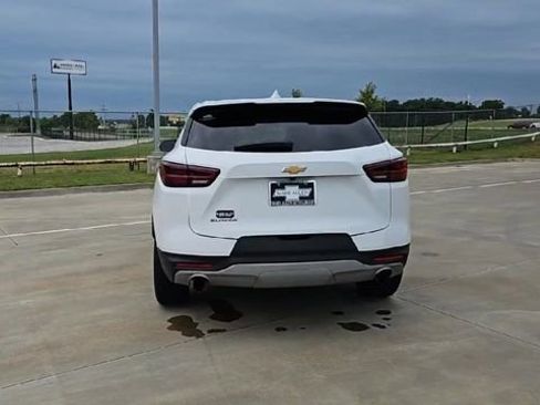 Used 2023 Chevrolet Blazer LT image 7