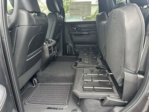 New 2025 RAM 2500 Limited image 15