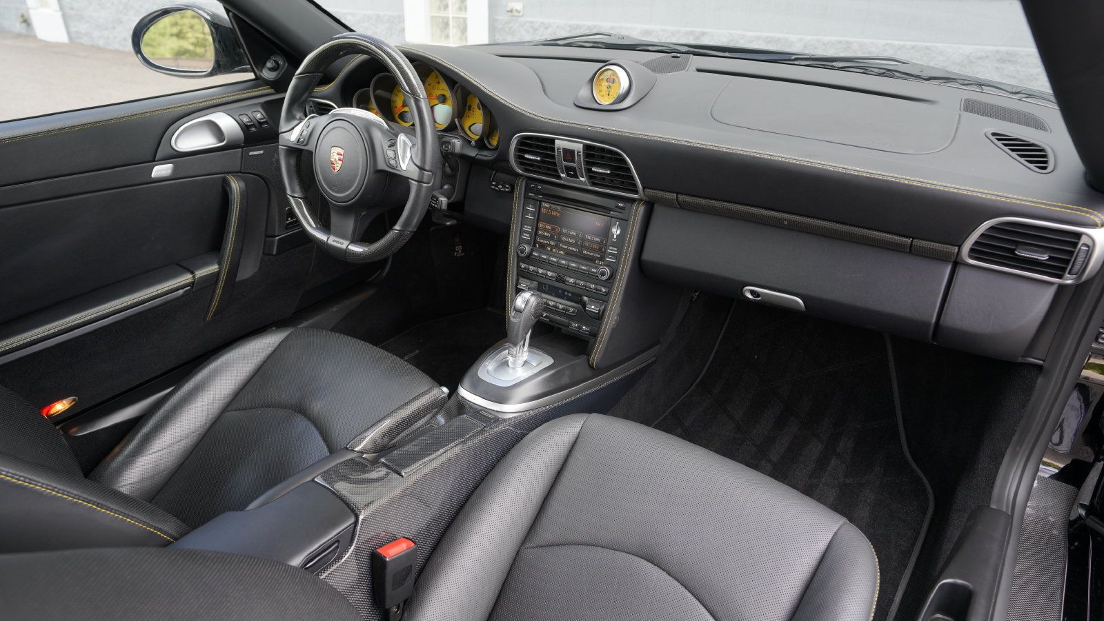 Used 2013 Porsche 911 Turbo S AWD/4WD image 2