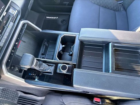 Used 2022 Toyota Tundra SR5 w/ Convenience Package RWD image 19