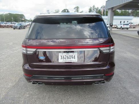 Used 2023 Lincoln Aviator Black Label w/ Jet Package AWD/4WD image 4