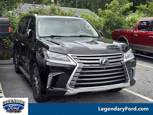 Used 2020 Lexus LX 570 4WD w/ Luxury Package image 2