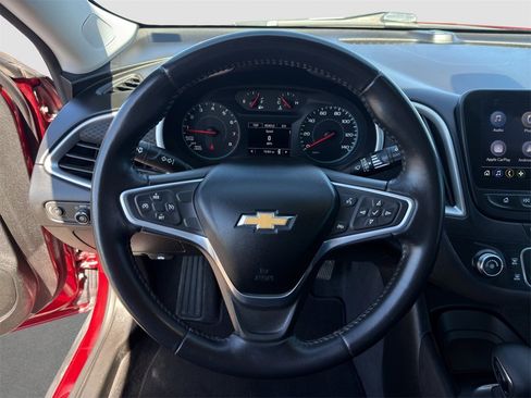 Used 2022 Chevrolet Malibu RS image 10