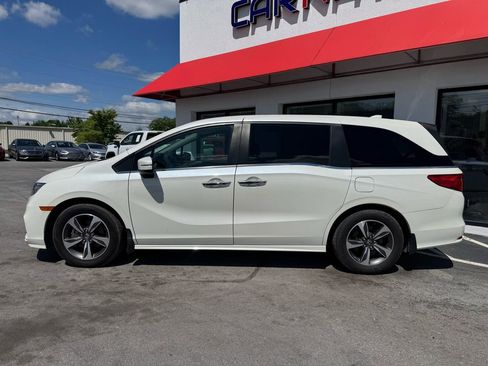 Used 2018 Honda Odyssey Touring image 3
