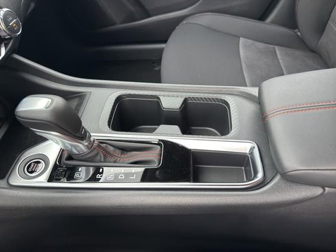 New 2025 Nissan Sentra SR image 28