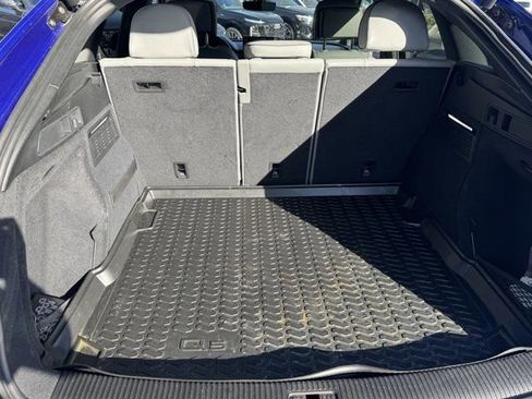 Used 2023 Audi Q5 2.0T Premium w/ Convenience Package image 32