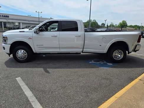 New 2026 RAM 3500 Limited AWD/4WD image 2