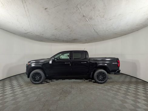 New 2026 Chevrolet Colorado W/T w/ WT Custom Package AWD/4WD image 3