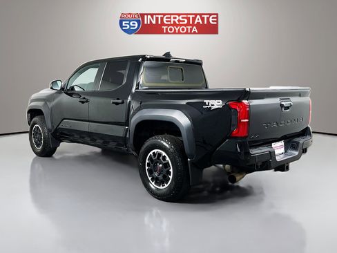 Certified 2024 Toyota Tacoma TRD Off-Road w/ TRD Off Road Upgrade Package AWD/4WD image 5