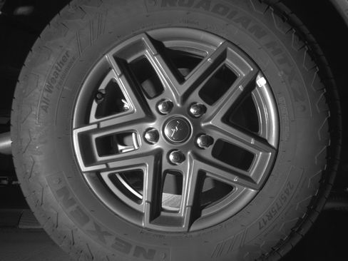 Used 2025 Jeep Wrangler Sport S image 15