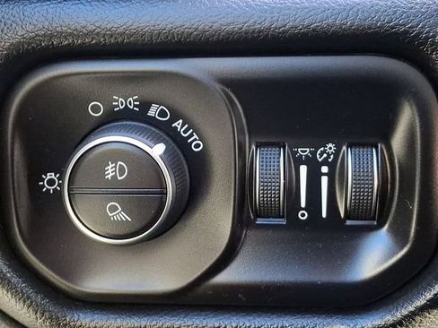 Used 2019 RAM 1500 Big Horn image 23