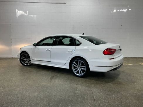 Used 2016 Volkswagen Passat 1.8T R-Line FWD image 5