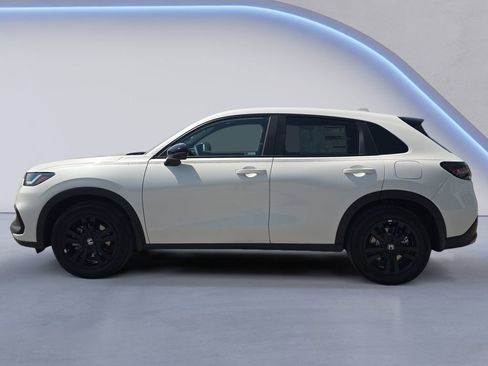 New 2026 Honda HR-V Sport image 2