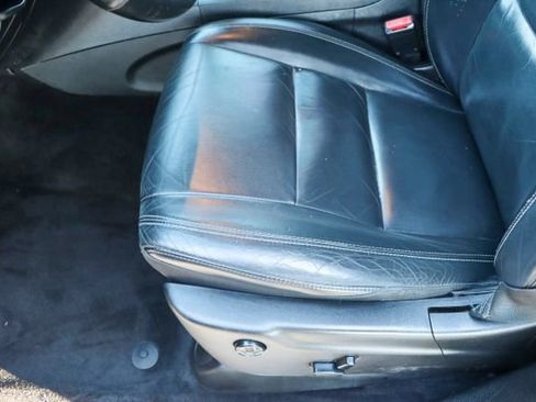 Used 2017 Jeep Grand Cherokee Limited image 15