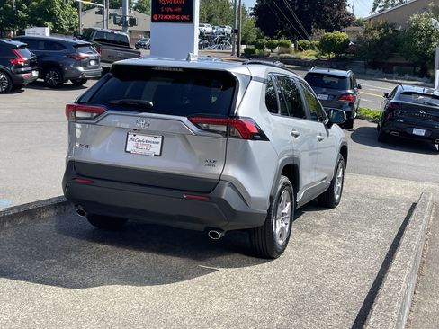 Certified 2025 Toyota RAV4 XLE AWD/4WD image 6