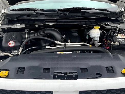 Used 2019 RAM 1500 Express w/ Express Value Package RWD image 9