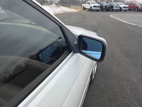 Used 2004 BMW 330xi Sedan image 4