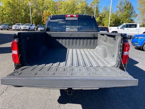 Used 2018 GMC Sierra 1500 SLE w/ SLE Value Package image 23