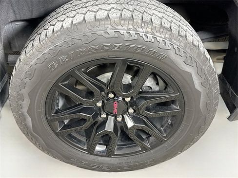 Used 2021 GMC Sierra 1500 Elevation w/ Preferred Package image 32