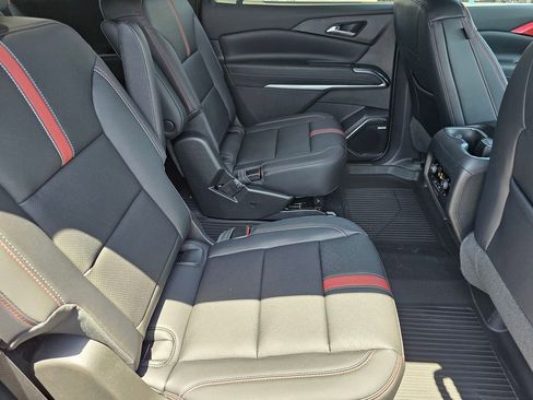 New 2026 Chevrolet Traverse RS FWD image 12