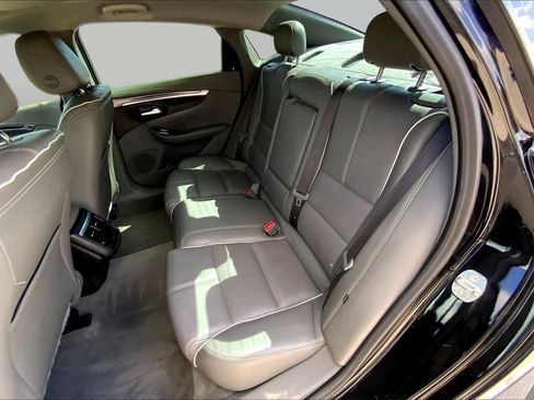 Used 2018 Chevrolet Impala Premier FWD image 20