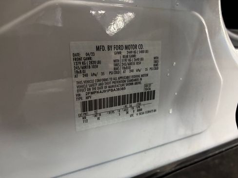 Used 2023 Ford Edge SEL image 29