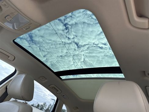 Used 2017 Audi Q5 2.0T Premium Plus image 32