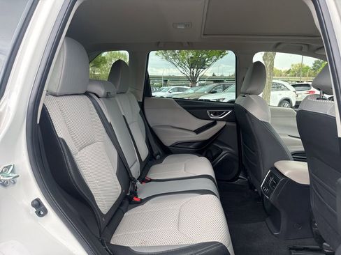 Used 2023 Subaru Forester Premium image 28